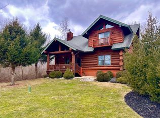 5974 Layton Rd, Fowlerville, MI 48836