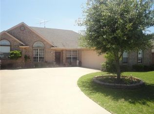 603 Maple Dr, Pilot Point, TX 76258