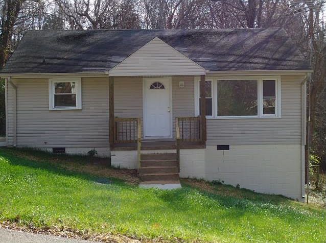 1st image of 1015 Buck Dr