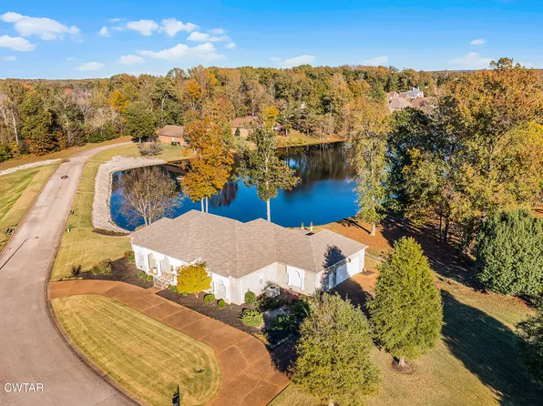 355 Forest Lake Dr, Humboldt, TN 38343