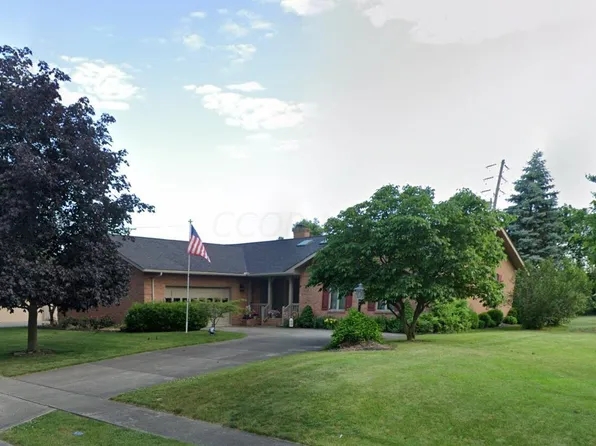 1204 Bramble Ave, Washington Court House, OH 43160