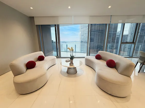 300 Biscayne Boulevard Way, Miami, FL