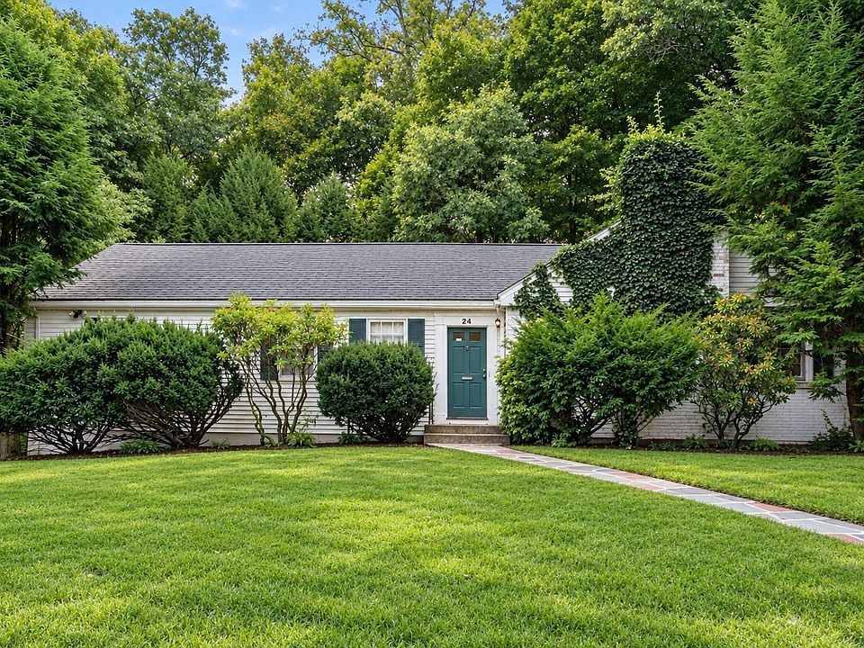 1st image of 24 Cliff Rd