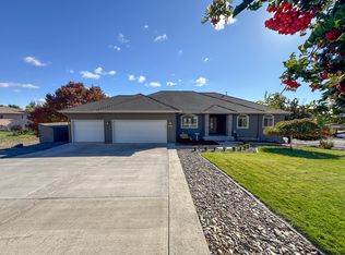 360 Basin View Ct, Klamath Falls, OR 97603