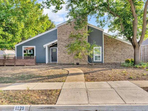 1129 Yorkshire Dr, Carrollton, TX 75007