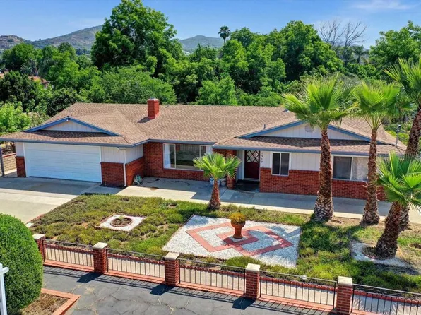 1317 Independence Way, Vista, CA 92084