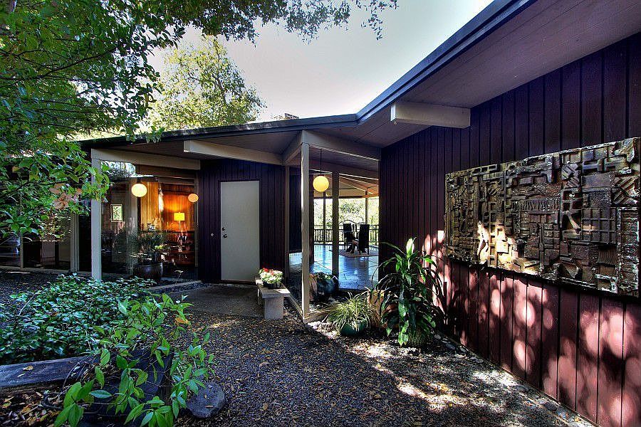 2nd image of 38 La Cuesta Rd