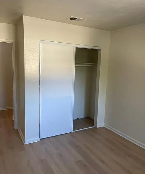 1630 Sycamore Dr #3 — Photo 2