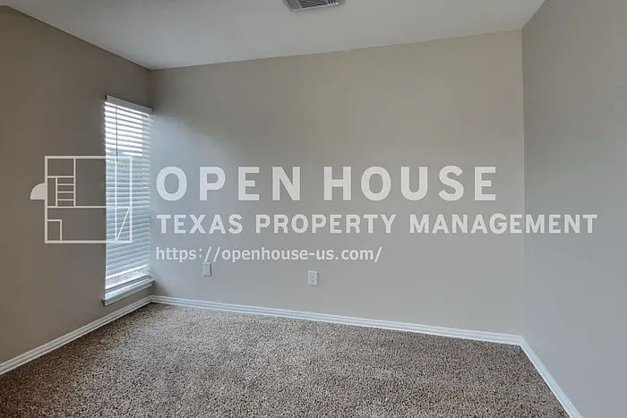 3515 Saint William Ln — Photo 14