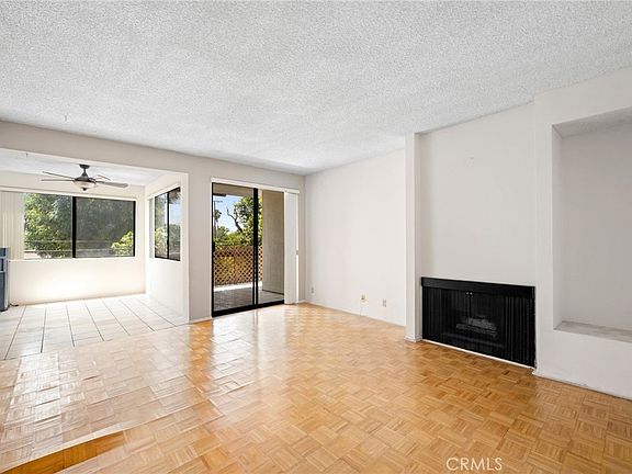 4th image of 1305 N Columbus Ave Unit 109