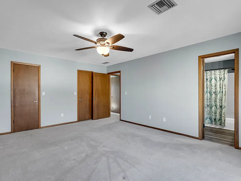 14810 E Castle Dr — Photo 22