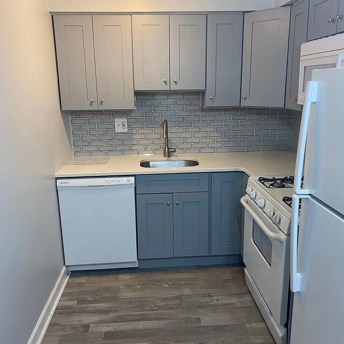 2 bed, 800 sqft, $1,650 — Photo 3