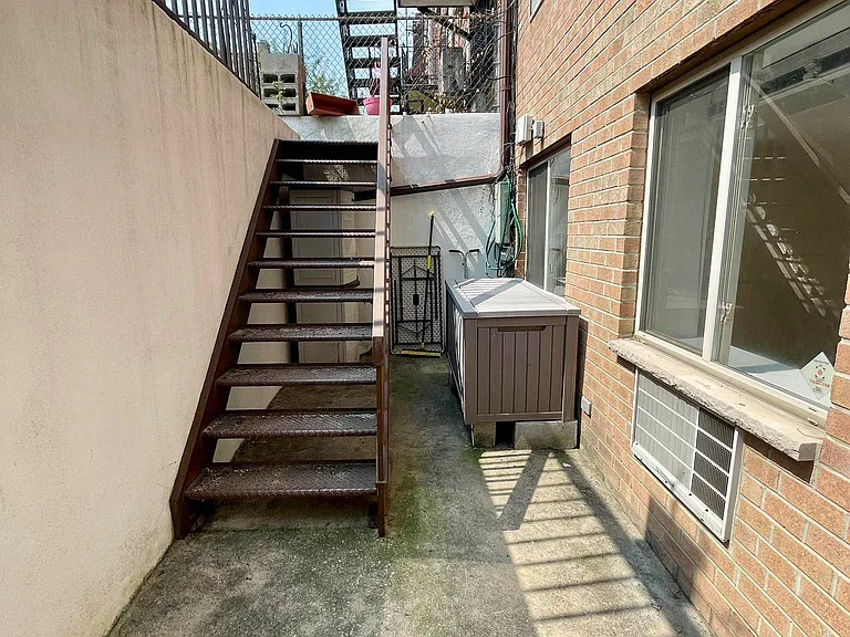 31-15 30th St #1R — Photo 14