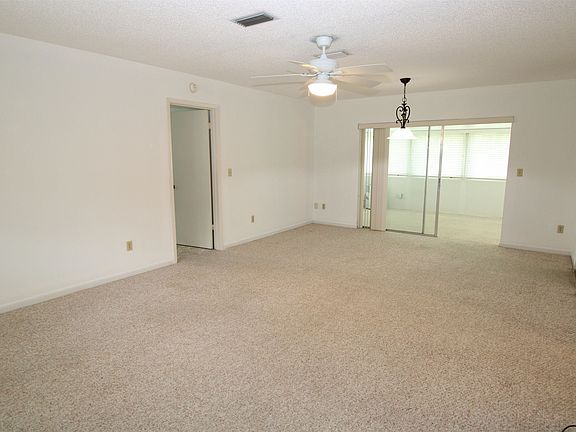 4th image of 482 Graciela Cir
