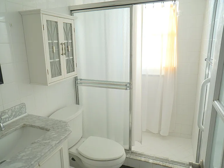 401 Southampton Dr #A-401 — Photo 22