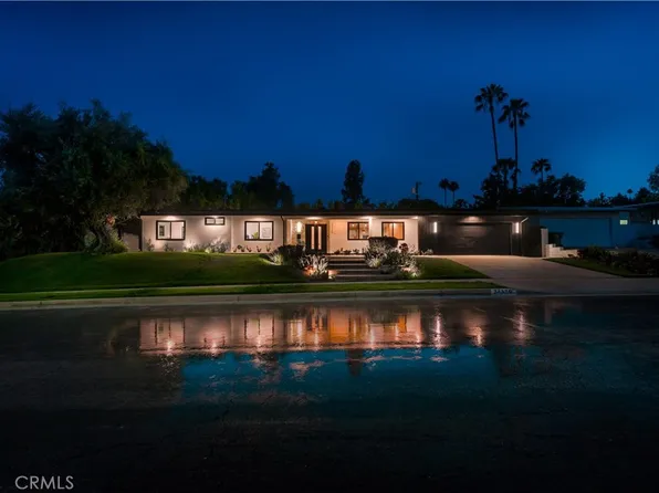 24320 Bessemer St, Woodland Hills, CA 91367