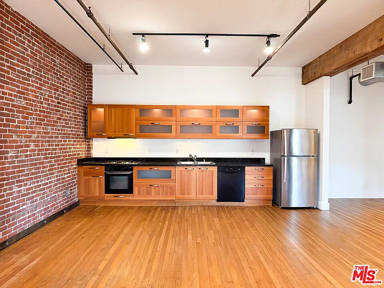 215 S Santa Fe Ave #4 — Photo 5