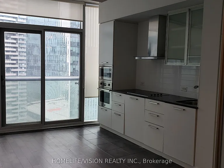 12 York St #3001 — Photo 14