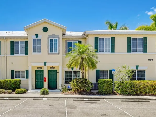 250 Cape Harbour Loop Unit 106, Bradenton, FL 34212