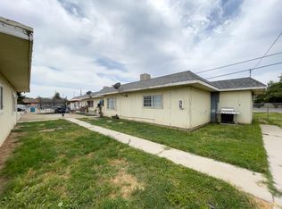 718 E Larry St, Farmersville, CA 93223