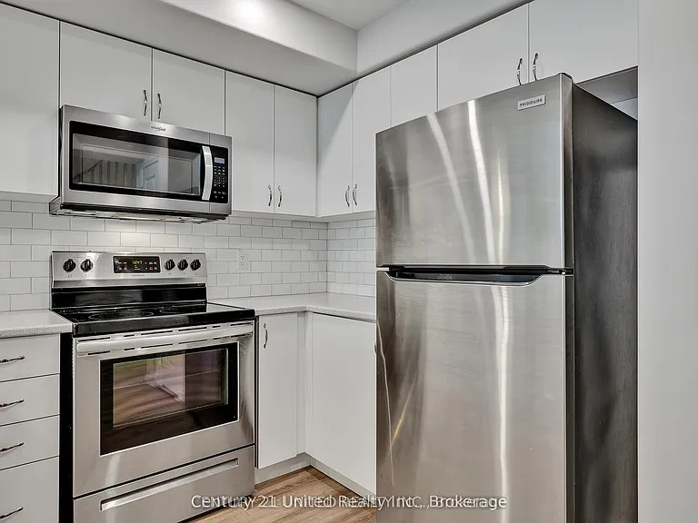 1630 Hetherington Dr #4 — Photo 13