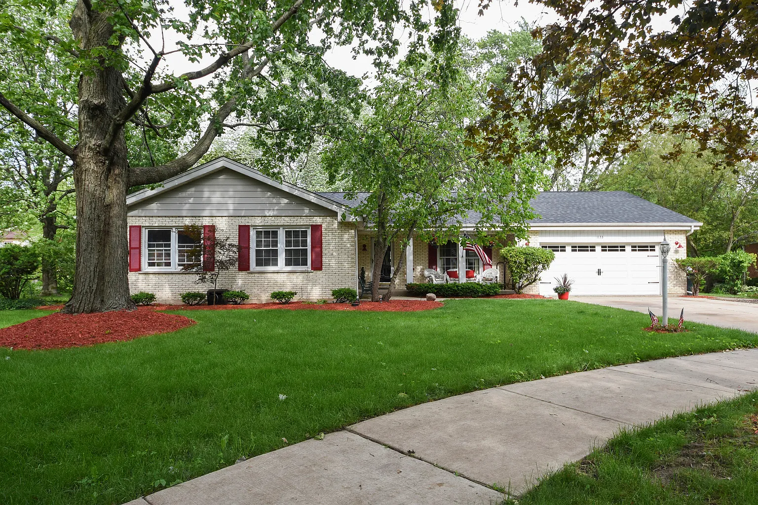 1133 White Mountain Dr photo 1