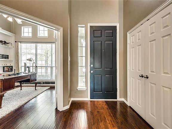 3rd image of 1712 Harvest Glen Dr