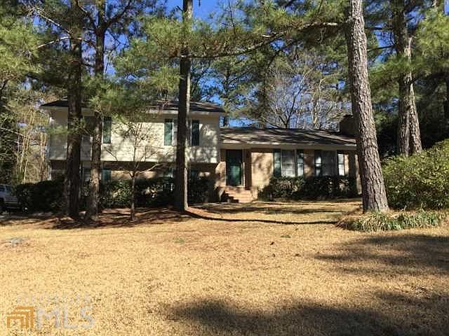 1st image of 765 Garden Grove Dr