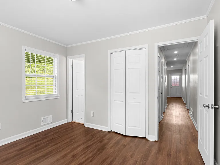 1380 Plaza Ave SW — Photo 12