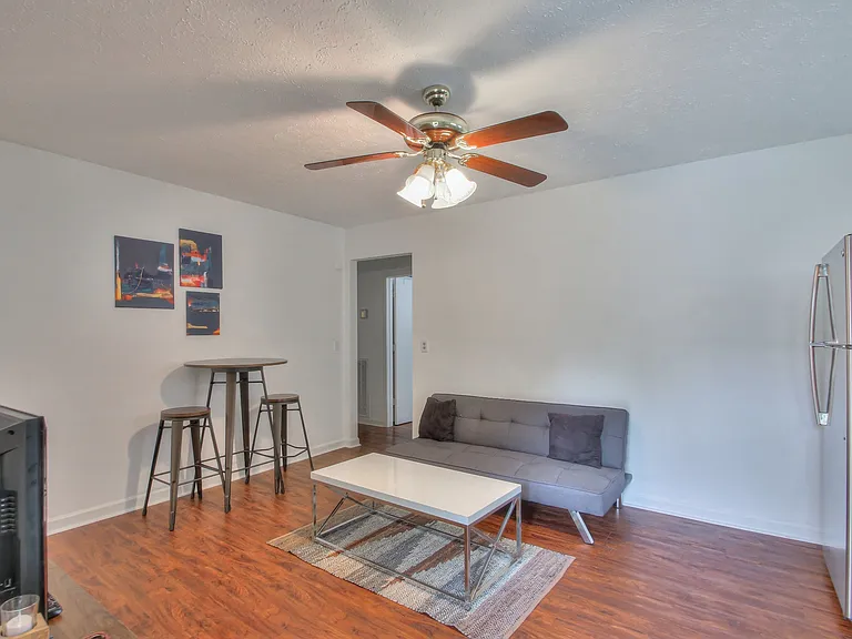 1714B Villa Pl — Photo 3