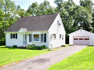 208 Arnold Dr, East Hartford, CT 06108