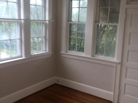 5th image of 1030 Kinard Ct