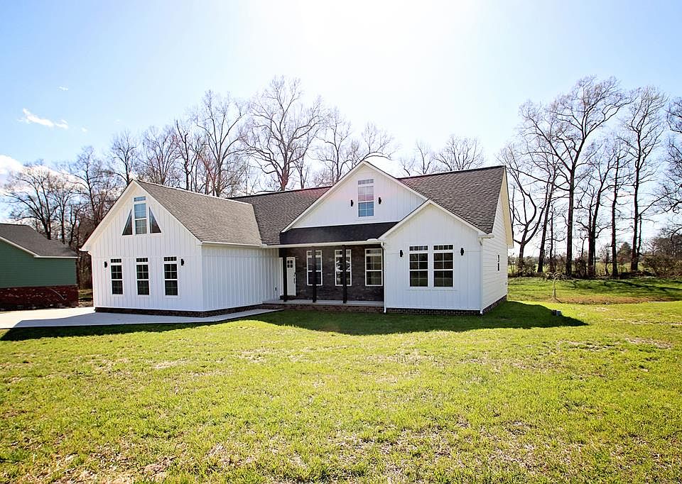 1st image of 282 Grace Dr