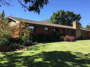 3 N Mockingbird Ln, Wellington, KS 67152