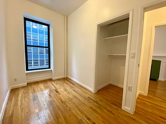 Rented by Keller Williams NYC | media 7