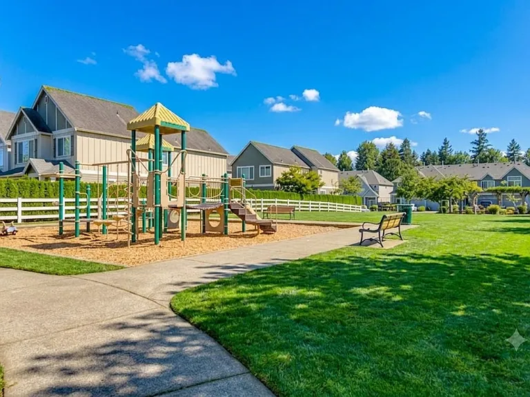 20855 SW Skiver St — Photo 23