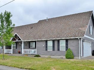 1753 S 12th St, Lebanon, OR 97355