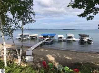 10705 E Captains Ct, Suttons Bay, MI 49682
