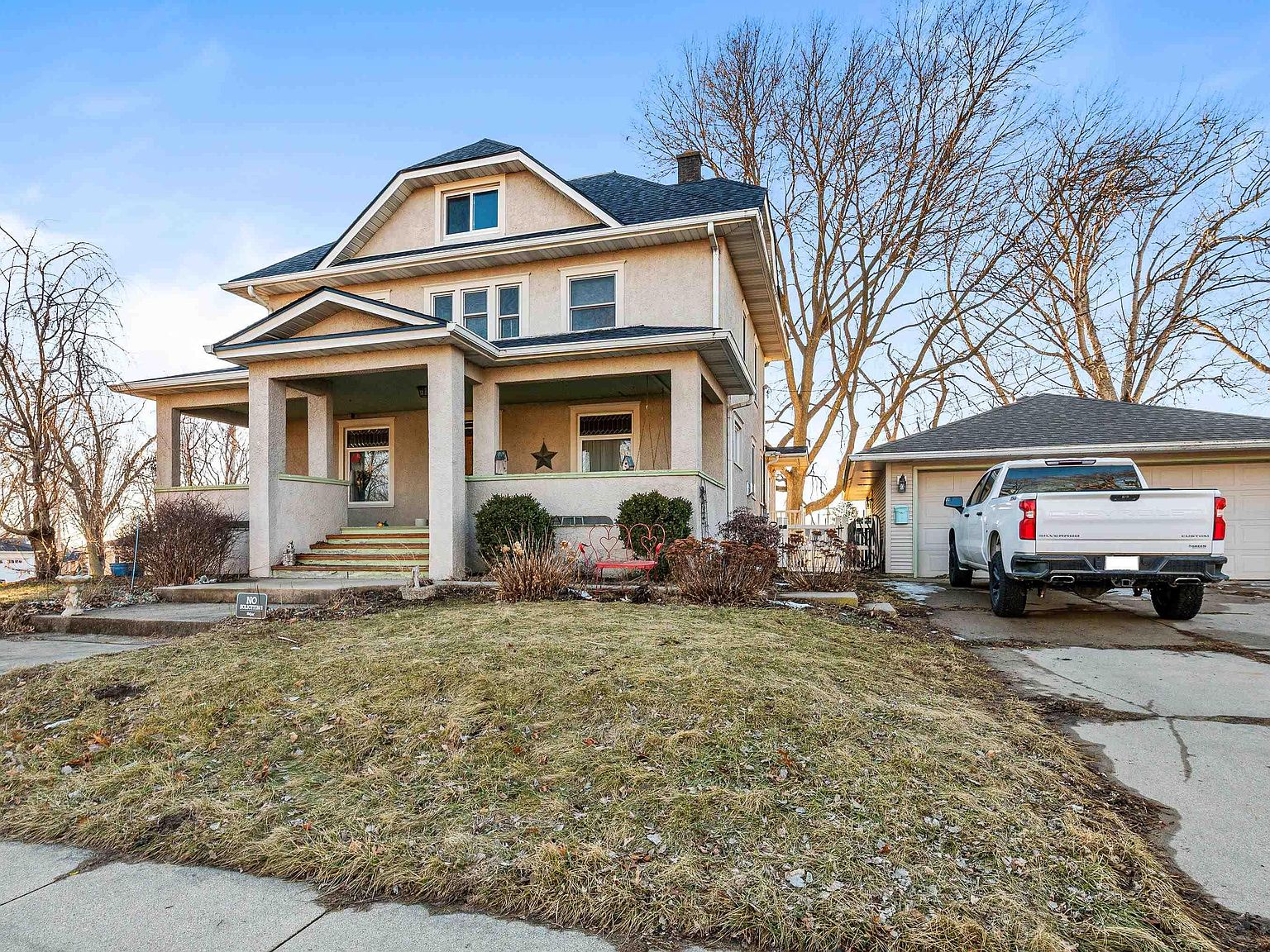 1301 6th Ave, De Witt, IA 52742 Zillow