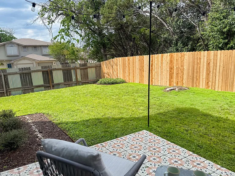 1214 Gingerlily Cv — Photo 16