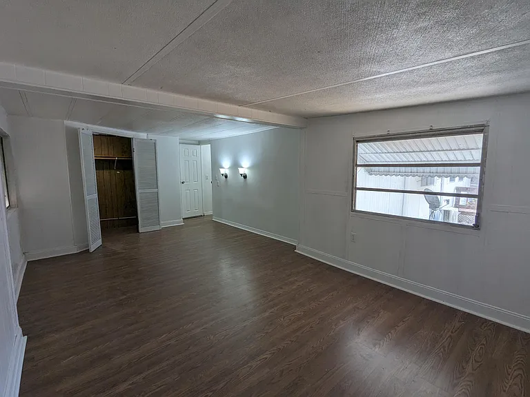 224 Pinehill Ln — Photo 15