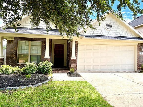 2nd image of 7707 Quiet Trace Ln