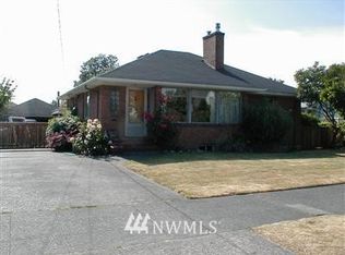 3237 61st Ave SW, Seattle, WA 98116