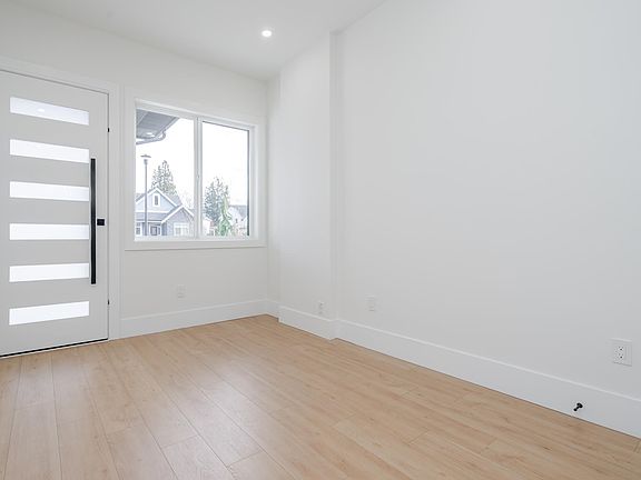 2nd image of 8425 George St