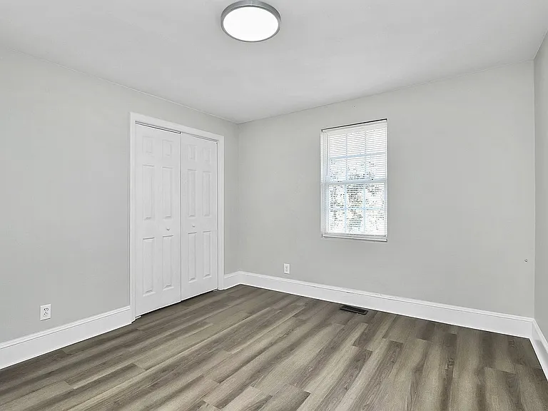 2429 Marlowe Ave — Photo 12