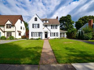 126 Wilshire Rd, Rochester, NY 14618