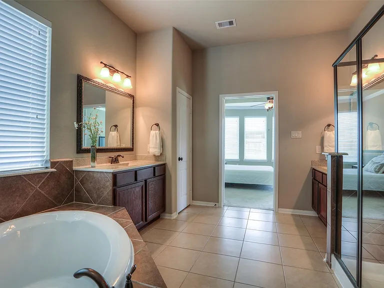 8106 Little Scarlet St — Photo 12