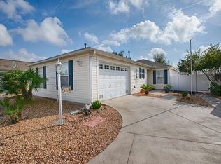 453 Valverda Dr, The Villages, FL 32162