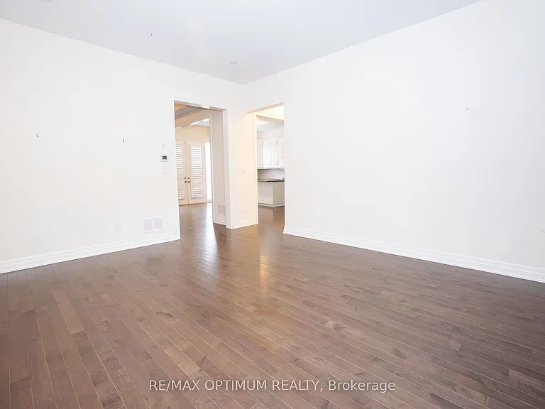 75 Merlin St — Photo 4