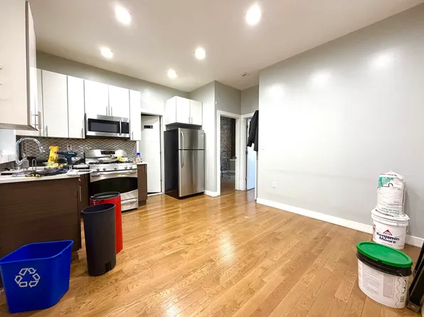 1610 Bedford Avenue image 3 of 12